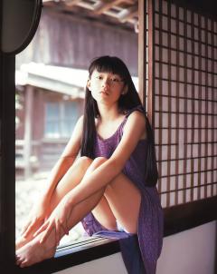 Mythical_Girl-Chiaki_Kuriyama-000_AI.jpg<br>2252 x 3200 thumb